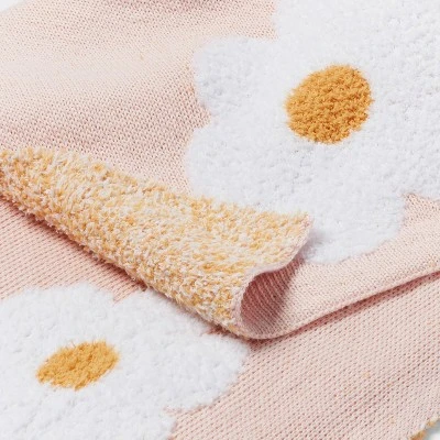 48"x58" Knit Kids' Throw Daisy Pink - Pillowfort™ 5 48"x58" Knit Kids' Throw Daisy Pink - Pillowfort™ - Image 3