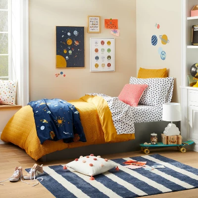 Space Kids' Wall Art - Pillowfort™ 5 Space Kids' Wall Art - Pillowfort™ - Image 3
